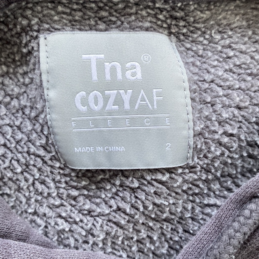 TNA cozy AF sweater - Picture 2 of 2